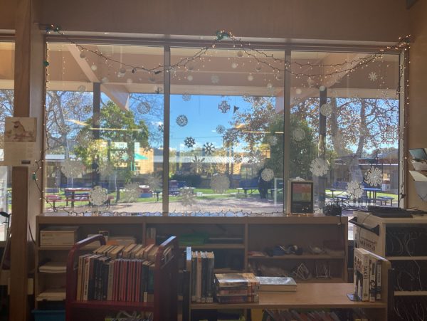 The SMHS Library is all Decorated for the Holidays!